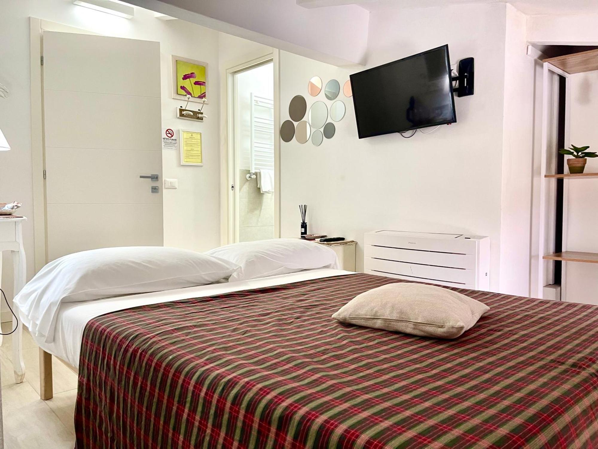 Dimora Di Charme Rooms & Apartments 페스키에라델가르다 외부 사진