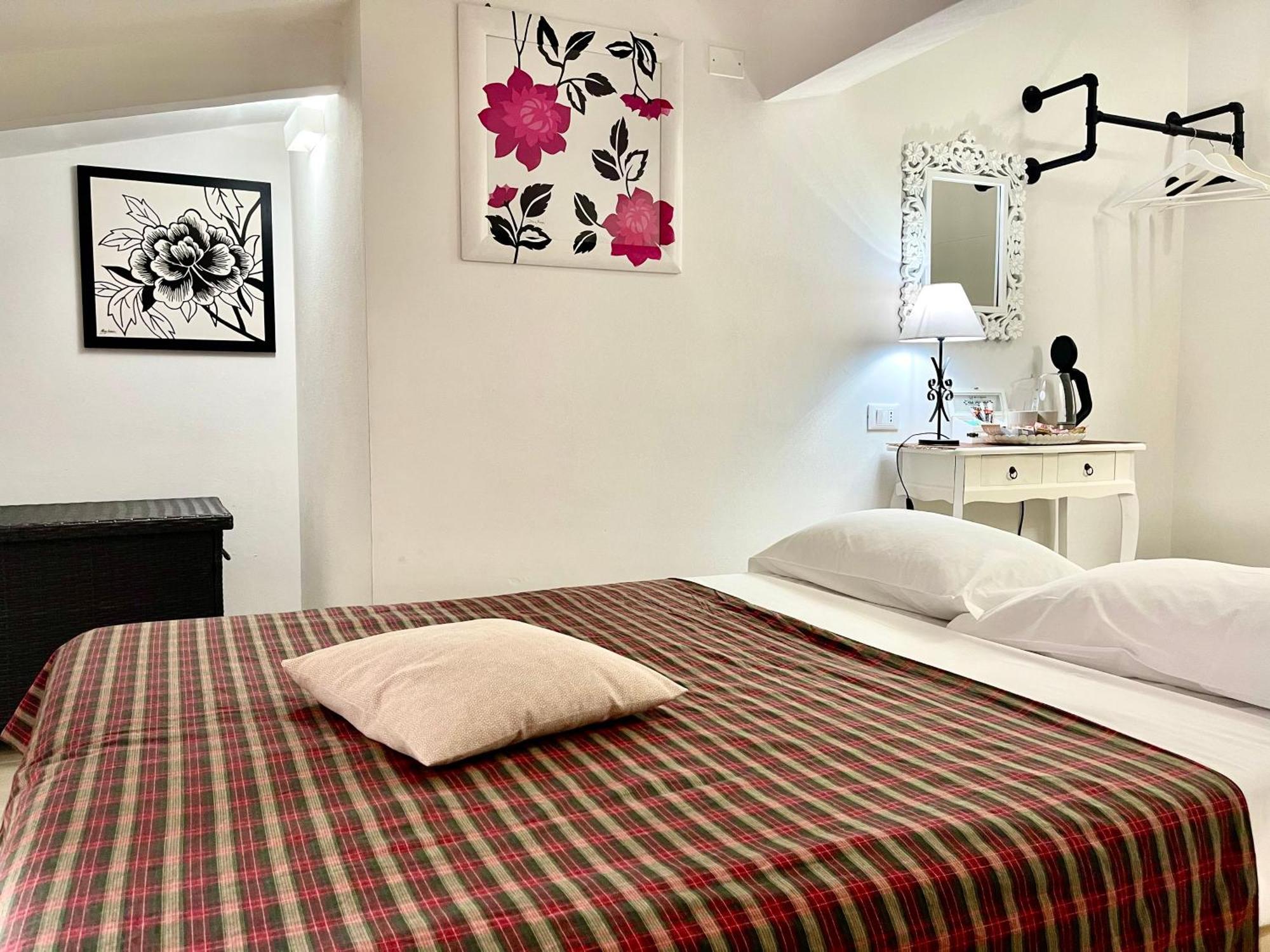 Dimora Di Charme Rooms & Apartments 페스키에라델가르다 외부 사진