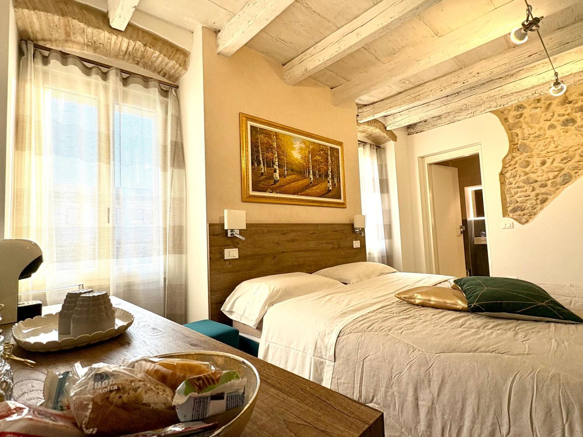 Dimora Di Charme Rooms & Apartments 페스키에라델가르다 외부 사진